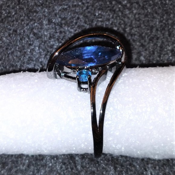 Brand New Luxury 18K Black Gold Filled 3.0 cttw Blue Marquise CZ Ring - Size 7 - Picture 7 of 8